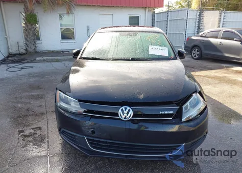 2013 Volkswagen Jetta Hybrid Se/Sel/Sel Premium z USA, uszkodzony, nr VIN 3VW637AJ3DM311665